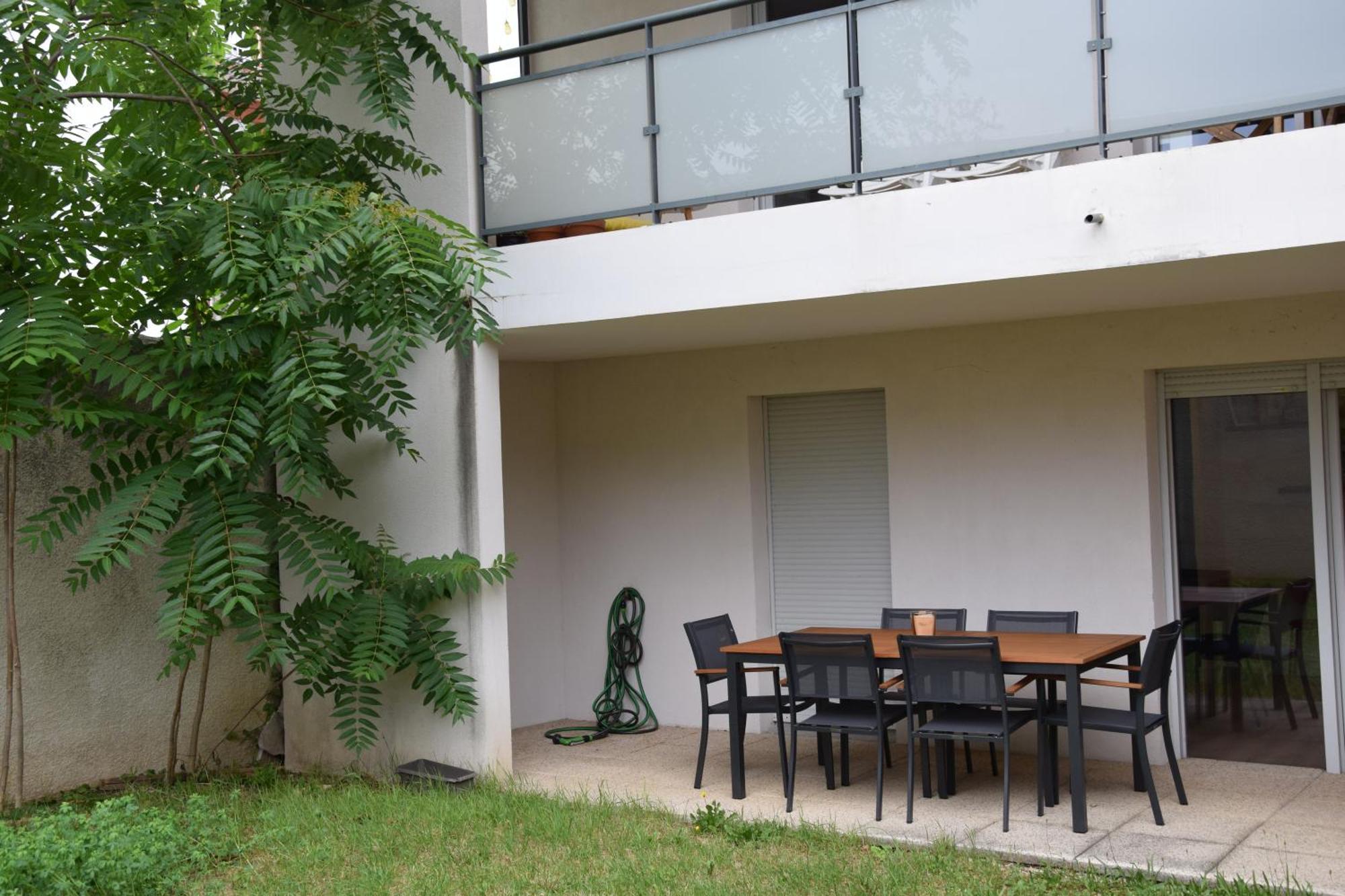 Comfort And Tranquility Near Lyon And Groupama Stadium, 4 Personnes Meyzieu Exterior photo